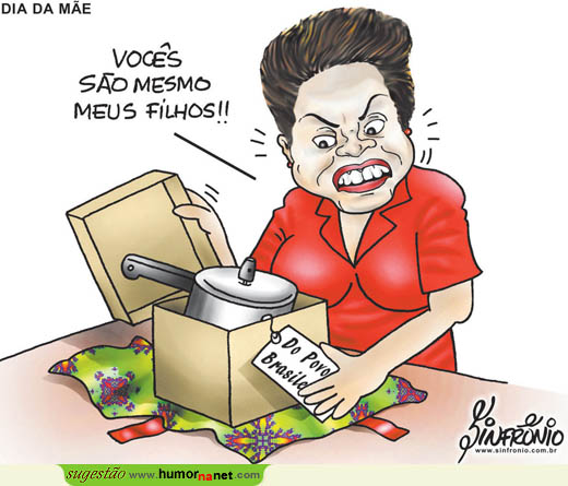 Dilma recebe uma prenda do seu povo no Dia da Mãe